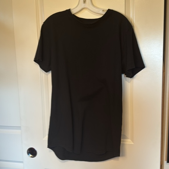 Knyew KEEPING NY EVERYWHERE
BASIC STANDARD SCOOP TEE - Picture 5 of 8